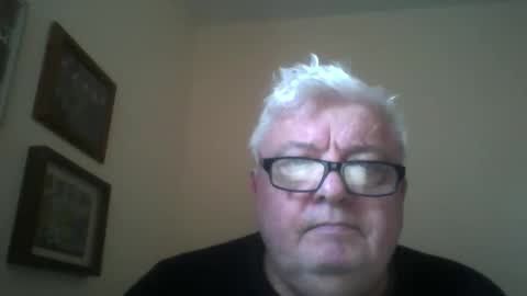 Snapshot of paulgn365 chatting on 01/13/26, 02:11 paulgn365 online show from 01/13/26, 02:11