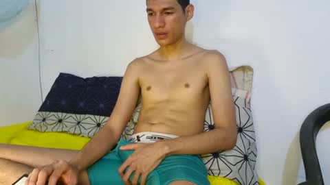 Paul Mklain online show from 01/01/25, 02:30