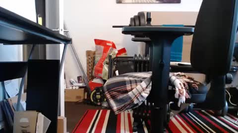 Snapshot of paulie120464 chatting on 03/03/25, 04:24 paulie120464 online show from 03/03/25, 04:24