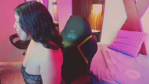 paulina07_ online show from 06/30/26, 12:55
