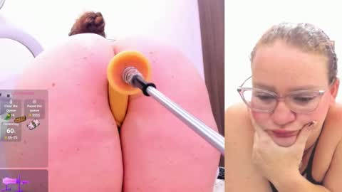 Paulina Davis  online show from 02/04/25, 06:36