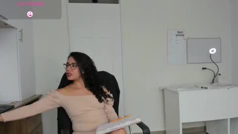 paulina online show from 10/17/25, 07:27