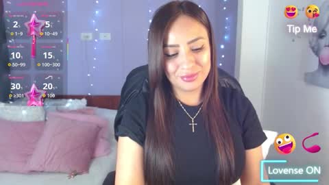 paulina online show from 10/19/25, 04:40