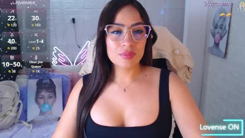 Snapshot of paulina_galvis2700 chatting on 05/21/26, 04:36 paulina online show from 05/21/26, 04:36