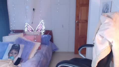 Snapshot of paulina_galvis2700 chatting on 05/22/26, 05:40 paulina online show from 05/22/26, 05:40
