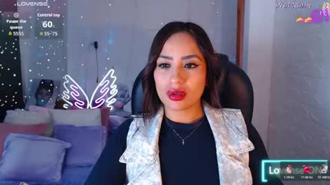 Snapshot of paulina_galvis2700 chatting on 06/14/26, 05:37 paulina online show from 06/14/26, 05:37