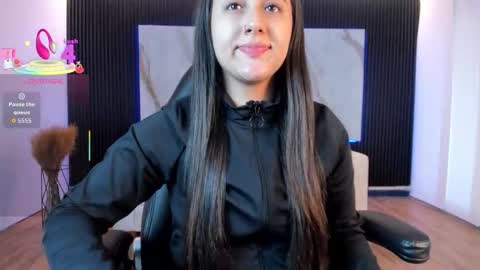 Snapshot of paulina_sweett chatting on 09/29/25, 12:43 Paulina  online show from 09/29/25, 12:43