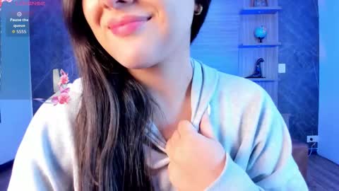 Snapshot of paulina_sweett chatting on 10/14/25, 12:06 Paulina  online show from 10/14/25, 12:06