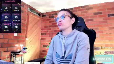 Paulina online show from 10/16/25, 03:29