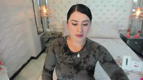 paulinabelen21 online show from 03/05/25, 03:08