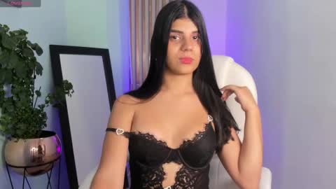 Snapshot of paulinabelle chatting on 01/26/25, 07:42 Paulina Belle online show from 01/26/25, 07:42