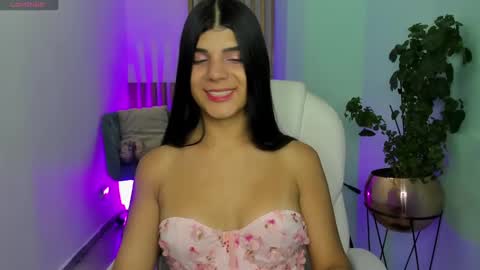 Snapshot of paulinabelle chatting on 01/31/25, 04:25 Paulina Belle online show from 01/31/25, 04:25