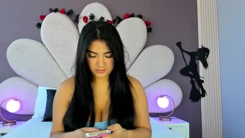 Paulina online show from 10/25/25, 02:24