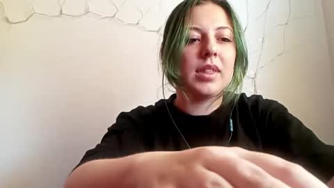 Snapshot of paulinatrembinski chatting on 05/06/26, 08:30 Kate online show from 05/06/26, 08:30
