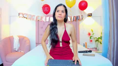 paulinavera online show from 05/19/26, 01:28