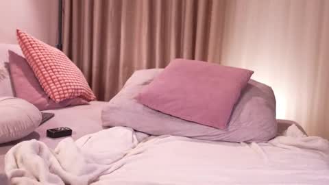 Snapshot of pauline_7 chatting on 11/10/25, 06:07 pauline_7 online show from 11/10/25, 06:07