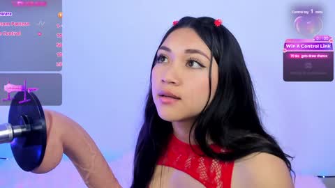 Snapshot of pauline_golden1 chatting on 12/04/24, 03:26 Pauline online show from 12/04/24, 03:26