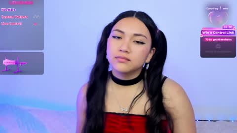 Snapshot of pauline_golden1 chatting on 12/14/24, 03:07 Pauline online show from 12/14/24, 03:07