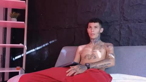 Snapshot of paulo527 chatting on 01/07/26, 09:39 Paulo online show from 01/07/26, 09:39