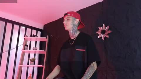 Snapshot of paulo527 chatting on 01/16/26, 04:16 Paulo online show from 01/16/26, 04:16