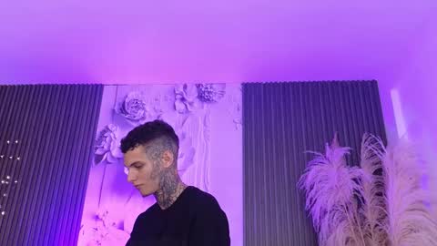 Snapshot of paulo527 chatting on 02/22/26, 05:40 Paulo online show from 02/22/26, 05:40