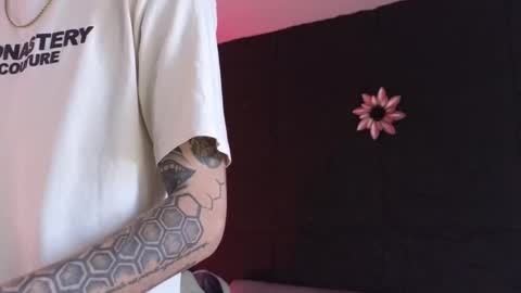 Snapshot of paulo527 chatting on 02/25/26, 09:46 Paulo online show from 02/25/26, 09:46