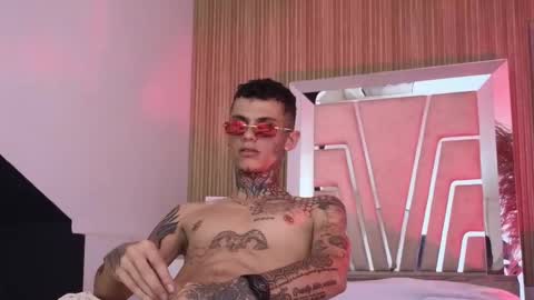 Snapshot of paulo527 chatting on 03/26/26, 05:46 Paulo online show from 03/26/26, 05:46