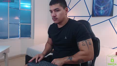 Snapshot of paulo_allen chatting on 12/18/24, 12:51 Paulo online show from 12/18/24, 12:51