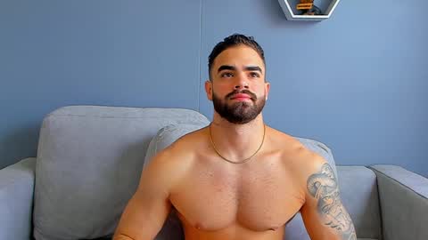 Snapshot of paulphoenix_ chatting on 12/12/24, 07:26 Paul Phoenix online show from 12/12/24, 07:26