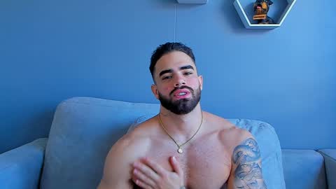 Snapshot of paulphoenix_ chatting on 12/18/24, 07:41 Paul Phoenix online show from 12/18/24, 07:41