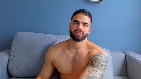 Snapshot of paulphoenix_ chatting on 01/02/25, 09:18 Paul Phoenix online show from 01/02/25, 09:18