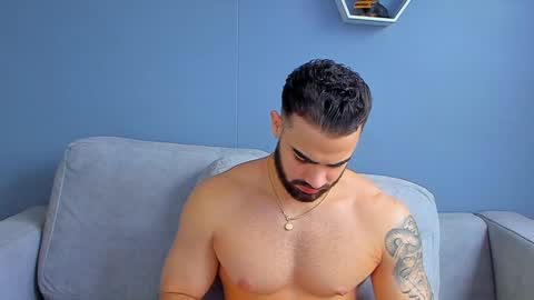 Snapshot of paulphoenix_ chatting on 01/03/25, 10:19 Paul Phoenix online show from 01/03/25, 10:19