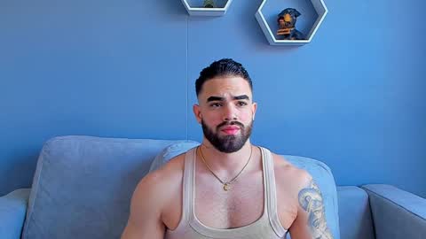 Snapshot of paulphoenix_ chatting on 01/04/25, 09:31 Paul Phoenix online show from 01/04/25, 09:31