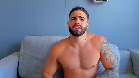 Snapshot of paulphoenix_ chatting on 01/10/25, 07:21 Paul Phoenix online show from 01/10/25, 07:21