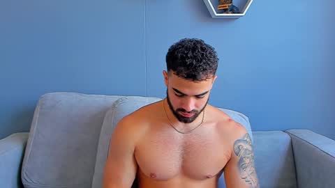 Snapshot of paulphoenix_ chatting on 01/11/25, 07:27 Paul Phoenix online show from 01/11/25, 07:27