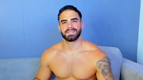 Snapshot of paulphoenix_ chatting on 01/13/25, 11:17 Paul Phoenix online show from 01/13/25, 11:17