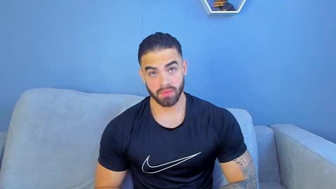 Snapshot of paulphoenix_ chatting on 01/17/25, 11:07 Paul Phoenix online show from 01/17/25, 11:07