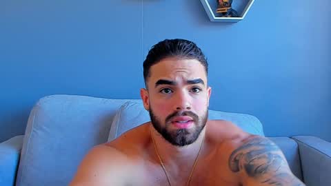 Snapshot of paulphoenix_ chatting on 01/20/25, 09:32 Paul Phoenix online show from 01/20/25, 09:32