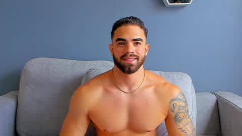 Snapshot of paulphoenix_ chatting on 01/24/25, 08:32 Paul Phoenix online show from 01/24/25, 08:32