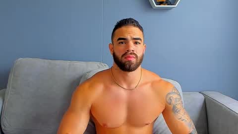 Snapshot of paulphoenix_ chatting on 02/12/25, 08:18 Paul Phoenix online show from 02/12/25, 08:18