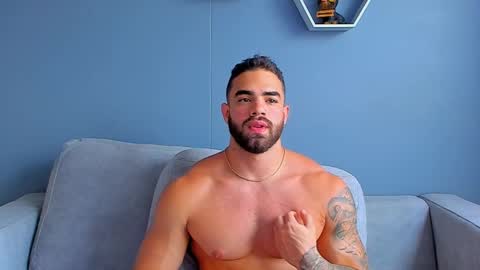 Snapshot of paulphoenix_ chatting on 02/18/25, 10:25 Paul Phoenix online show from 02/18/25, 10:25