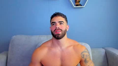 Snapshot of paulphoenix_ chatting on 03/11/25, 07:58 Paul Phoenix online show from 03/11/25, 07:58