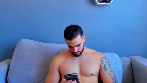 Snapshot of paulphoenix_ chatting on 09/23/25, 07:50 Paul Phoenix online show from 09/23/25, 07:50