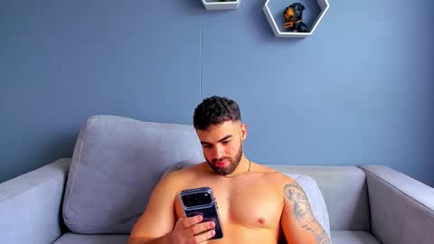 Snapshot of paulphoenix_ chatting on 09/30/25, 09:31 Paul Phoenix online show from 09/30/25, 09:31