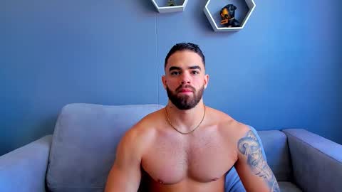 Snapshot of paulphoenix_ chatting on 10/07/25, 07:55 Paul Phoenix online show from 10/07/25, 07:55