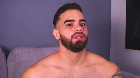 Snapshot of paulphoenix_ chatting on 10/22/25, 01:28 Paul Phoenix online show from 10/22/25, 01:28