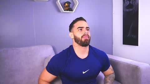 Snapshot of paulphoenix_ chatting on 10/27/25, 08:24 Paul Phoenix online show from 10/27/25, 08:24