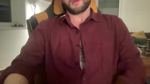 Snapshot of paulsimpsn chatting on 11/20/25, 10:31 love bush online show from 11/20/25, 10:31