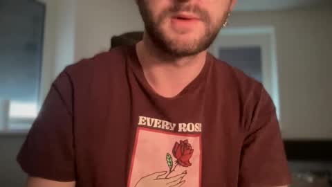 Snapshot of paulsimpsn chatting on 12/14/25, 09:36 love bush online show from 12/14/25, 09:36