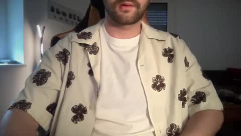 love bush online show from 02/01/26, 01:42